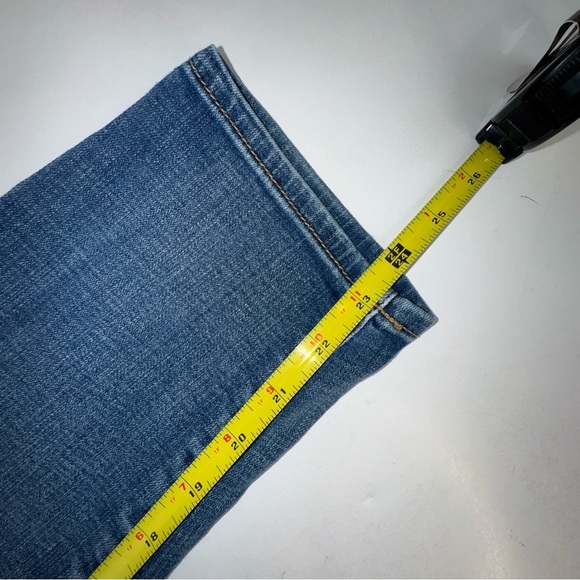 AEO Women’s Mid Rise Jegging Ankle Jean Destructed Size 16 Short - Picture 14 of 17